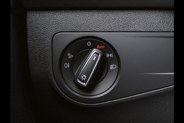 Volkswagen Tiguan 1.5 TSI 2x R-line Stoelverwarming | Trekhaak | ACC