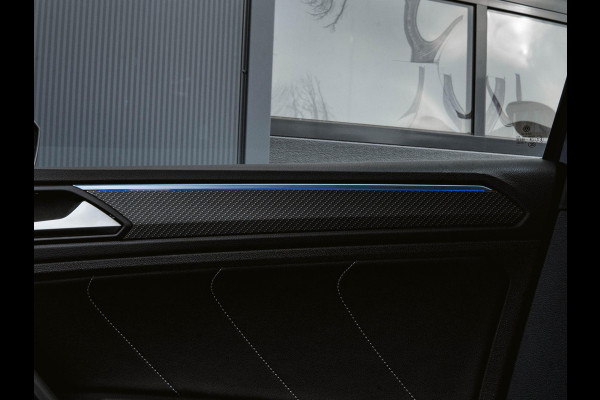 Volkswagen Tiguan 1.5 TSI 2x R-line Stoelverwarming | Trekhaak | ACC