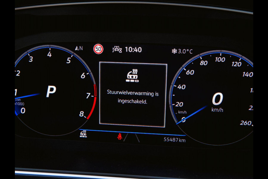 Volkswagen Tiguan 1.5 TSI 2x R-line Stoelverwarming | Trekhaak | ACC