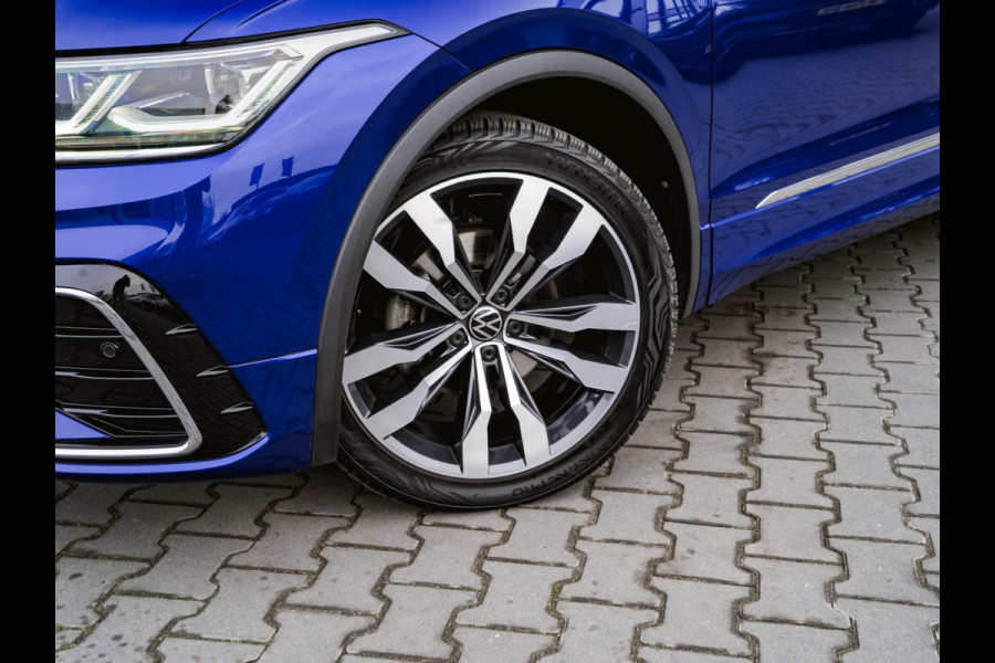 Volkswagen Tiguan 1.5 TSI 2x R-line Stoelverwarming | Trekhaak | ACC