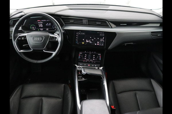 Audi e-tron 55 quattro edition 95kWh | Leder | Carplay | Trekhaak | Virtual Cockpit | Navigatie | Luchtvering | Parkeerhulp | Audi Sound | Cruise control