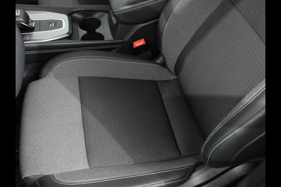 Nissan QASHQAI 1.3 MHEV Automaat N-Connecta | Navigatie | Climate Control | Sfeerverlichting | Camera 360 | Led | Dab | Verwarmde voorstoelen | Adaptive Cruise Control | Digitale Cockpit | Lichtmetalen Velgen