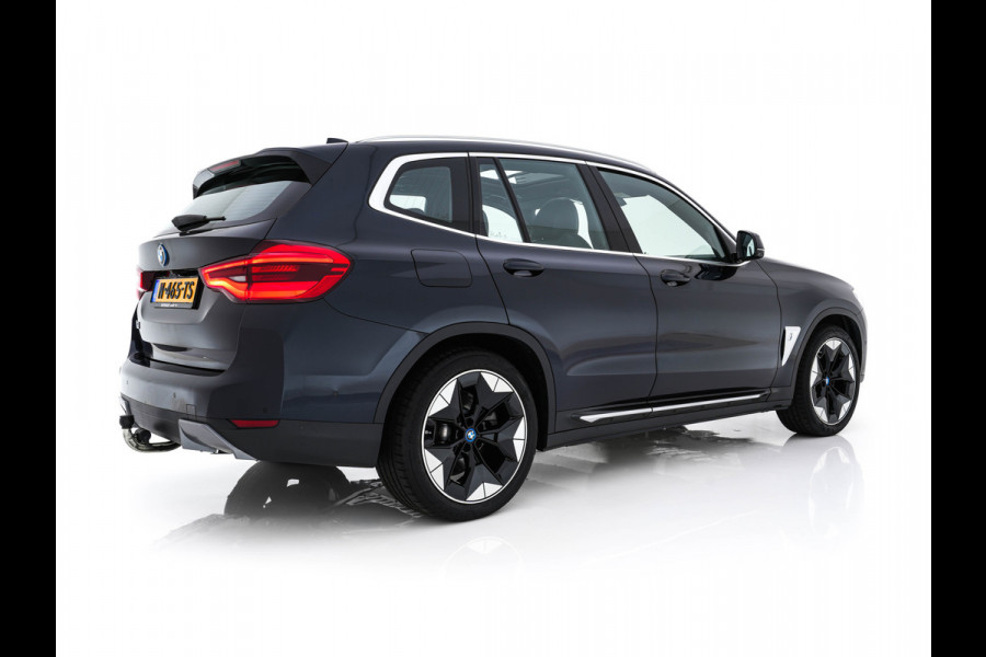 BMW iX3 High Executive 80 kWh [ 3-Fase ] (INCL-BTW) Aut. *PANO | HEAD-UP | LEATHER | ADAPTIVE-CRUISE | FULL-LED | BLIND-SPOT | MEMORY-PACK | DIGI-COCKPIT | HEATED-COMFORTSEATS | KEYLESS | TOP-VIEW | DAB+ | NAVI | TOWBAR | 20'