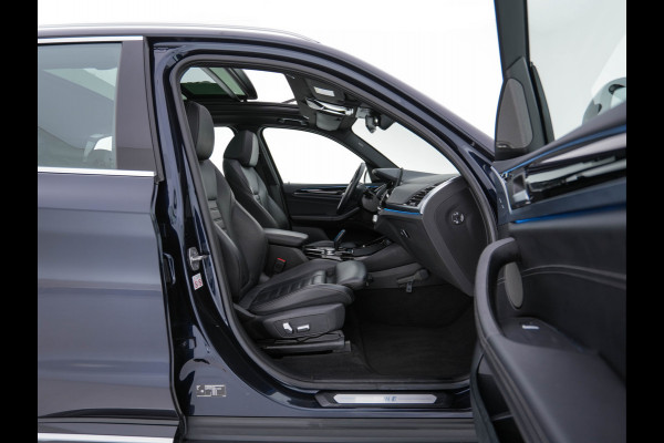 BMW iX3 High Executive 80 kWh [ 3-Fase ] (INCL-BTW) Aut. *PANO | HEAD-UP | LEATHER | ADAPTIVE-CRUISE | FULL-LED | BLIND-SPOT | MEMORY-PACK | DIGI-COCKPIT | HEATED-COMFORTSEATS | KEYLESS | TOP-VIEW | DAB+ | NAVI | TOWBAR | 20'