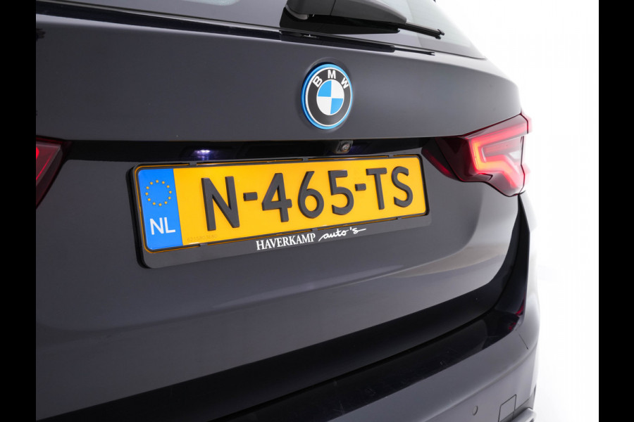 BMW iX3 High Executive 80 kWh [ 3-Fase ] (INCL-BTW) Aut. *PANO | HEAD-UP | LEATHER | ADAPTIVE-CRUISE | FULL-LED | BLIND-SPOT | MEMORY-PACK | DIGI-COCKPIT | HEATED-COMFORTSEATS | KEYLESS | TOP-VIEW | DAB+ | NAVI | TOWBAR | 20'