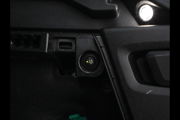 BMW iX3 High Executive 80 kWh [ 3-Fase ] (INCL-BTW) Aut. *PANO | HEAD-UP | LEATHER | ADAPTIVE-CRUISE | FULL-LED | BLIND-SPOT | MEMORY-PACK | DIGI-COCKPIT | HEATED-COMFORTSEATS | KEYLESS | TOP-VIEW | DAB+ | NAVI | TOWBAR | 20'