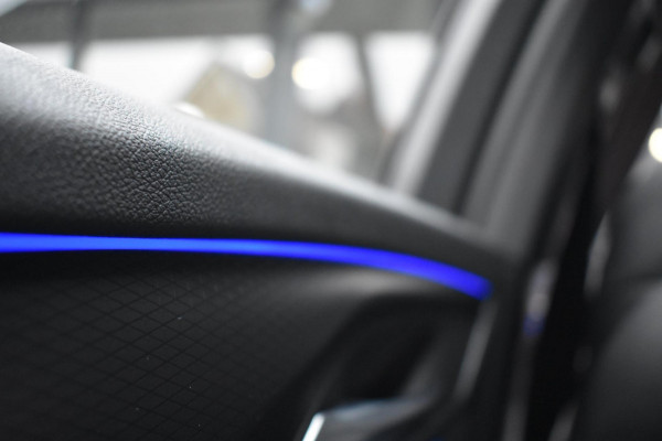 BMW 5 Serie Touring 520i M-Sport | LASERLIGHT | NAP | DEALER ONDERHOUDEN | APPLE CARPLAY | ANDRIOD AUTO | SFEERVERLICHTING