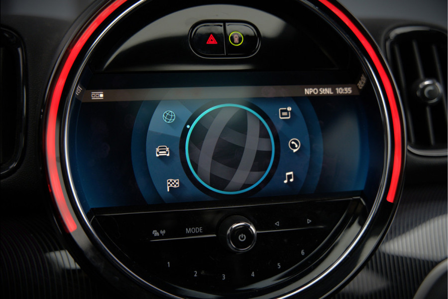 MINI Countryman 1.5 Cooper S E ALL4 | JCW | Panoramadak | Stoelverwarming | Harman Kardon | Head-Up Display | John Cooper Works | Camera | Apple Carplay | Parkeersensoren | Keyless |