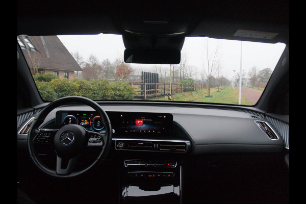 Mercedes-Benz EQC 400 4MATIC Business Solution 80 kWh | 94% | Camera | Sfeerverlichting | Cruise Control | Stoelverwarming |