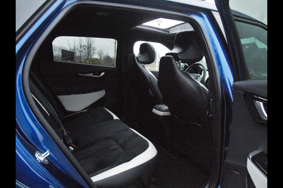 Kia Ev6 GT-Line 77.4 kWh | Panoramadak | Head-Up Display | 360 Camera | Trekhaak | Apple Carplay |