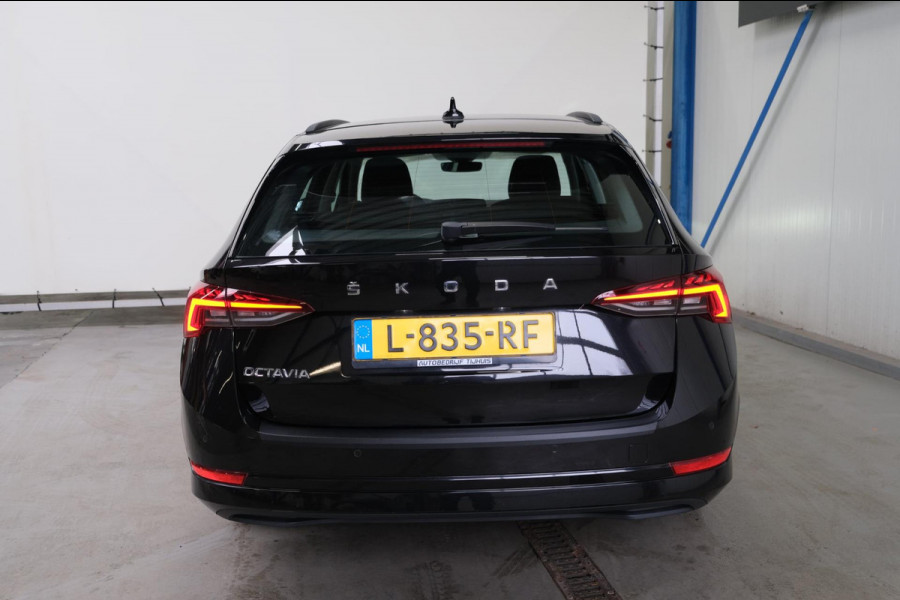 Škoda Octavia Combi 1.0 TSI Business Edition - N.A.P. Airco, Cruise, Navi, PDC.