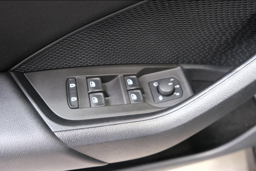 Škoda Octavia Combi 1.0 TSI Business Edition - N.A.P. Airco, Cruise, Navi, PDC.