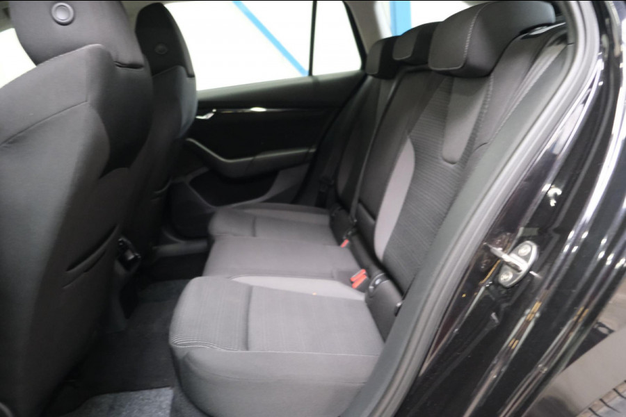 Škoda Octavia Combi 1.0 TSI Business Edition - N.A.P. Airco, Cruise, Navi, PDC.