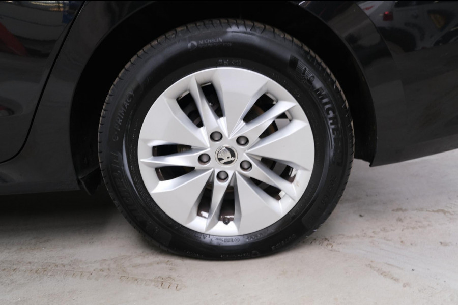 Škoda Octavia Combi 1.0 TSI Business Edition - N.A.P. Airco, Cruise, Navi, PDC.