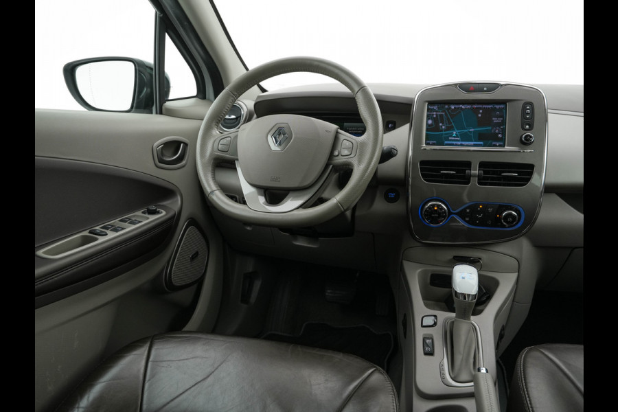 Renault ZOE R110 Bose 41 kWh (inclusive-Battery) {3-Fase}{SOH-85%} Aut.*LEATHER | BOSE-AUDIO | KEYLESS | CRUISE |  NAVI-FULLMAP | CAMERA | DIGI-COCKPIT | HEATED-COMFORTSEATS | ECC | PDC | FULL-LED | PRIVACY-GLASS | 17"ALU*