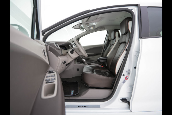 Renault ZOE R110 Bose 41 kWh (inclusive-Battery) {3-Fase}{SOH-85%} Aut.*LEATHER | BOSE-AUDIO | KEYLESS | CRUISE |  NAVI-FULLMAP | CAMERA | DIGI-COCKPIT | HEATED-COMFORTSEATS | ECC | PDC | FULL-LED | PRIVACY-GLASS | 17"ALU*