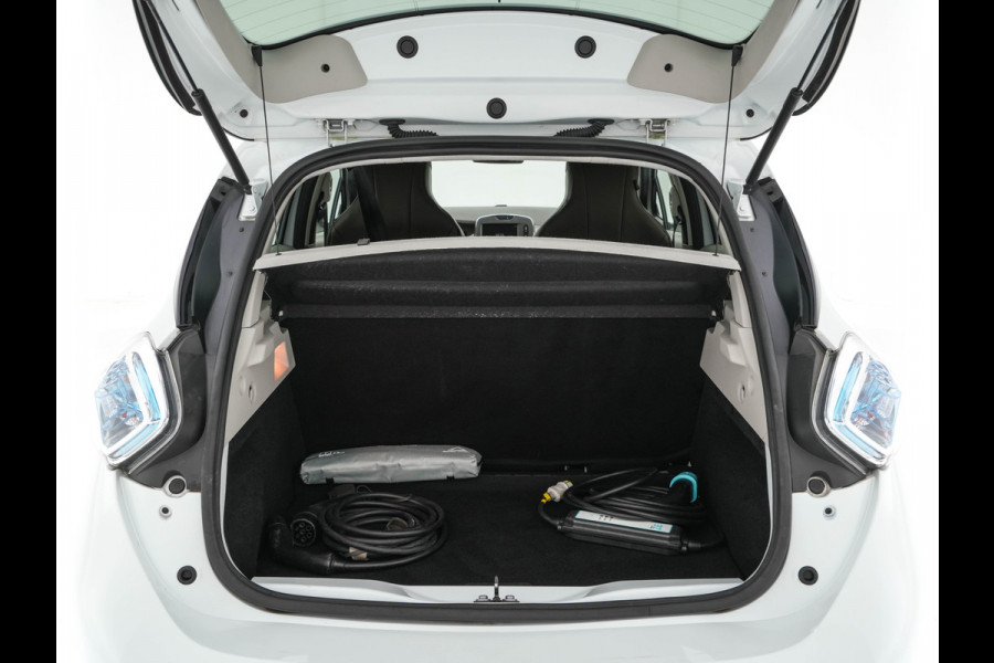 Renault ZOE R110 Bose 41 kWh (inclusive-Battery) {3-Fase}{SOH-85%} Aut.*LEATHER | BOSE-AUDIO | KEYLESS | CRUISE |  NAVI-FULLMAP | CAMERA | DIGI-COCKPIT | HEATED-COMFORTSEATS | ECC | PDC | FULL-LED | PRIVACY-GLASS | 17"ALU*