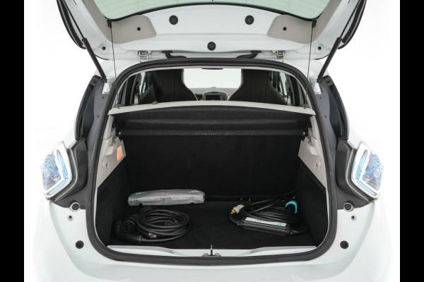 Renault ZOE R110 Bose 41 kWh (inclusive-Battery) {3-Fase}{SOH-85%} Aut.*LEATHER | BOSE-AUDIO | KEYLESS | CRUISE |  NAVI-FULLMAP | CAMERA | DIGI-COCKPIT | HEATED-COMFORTSEATS | ECC | PDC | FULL-LED | PRIVACY-GLASS | 17"ALU*
