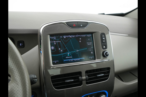 Renault ZOE R110 Bose 41 kWh (inclusive-Battery) {3-Fase}{SOH-85%} Aut.*LEATHER | BOSE-AUDIO | KEYLESS | CRUISE |  NAVI-FULLMAP | CAMERA | DIGI-COCKPIT | HEATED-COMFORTSEATS | ECC | PDC | FULL-LED | PRIVACY-GLASS | 17"ALU*