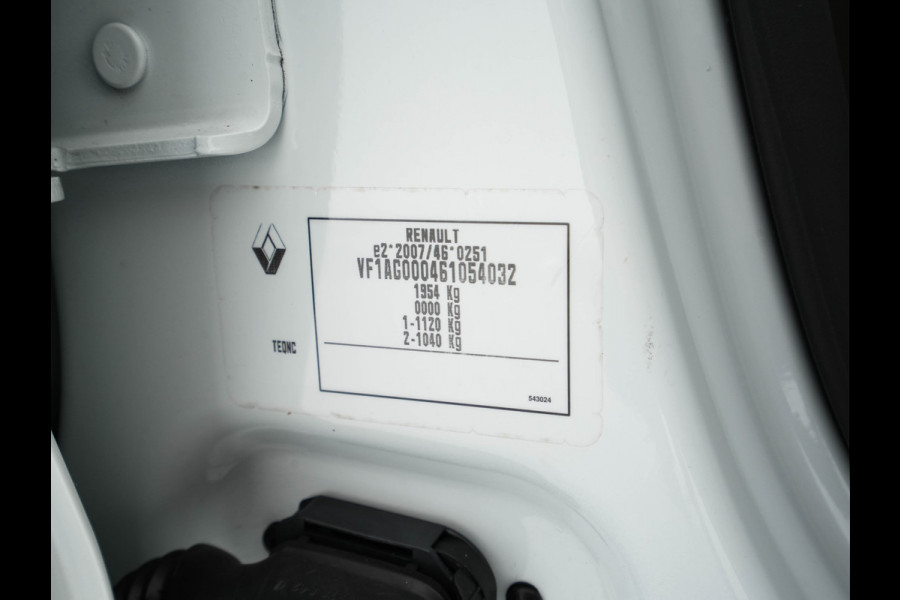 Renault ZOE R110 Bose 41 kWh (inclusive-Battery) {3-Fase}{SOH-85%} Aut.*LEATHER | BOSE-AUDIO | KEYLESS | CRUISE |  NAVI-FULLMAP | CAMERA | DIGI-COCKPIT | HEATED-COMFORTSEATS | ECC | PDC | FULL-LED | PRIVACY-GLASS | 17"ALU*