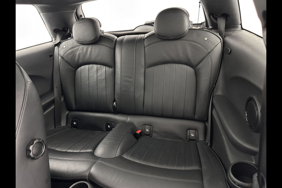 MINI Mini Electric Yours 33 kWh [ 3-Fase ] {SOH-100%} (INCL.BTW) Aut.* HEATPUMP | PANO | LEATHER | DIGI-COCKPIT | HEAD-UP | FULL-LED | NAVI-FULLMAP | HEATED-SPORTSEATS | DAB | CRUISE | HARMAN/KARDON | CAMERA | KEYLESS | AMBIENTLIGHT | 17"ALU*