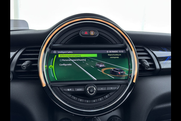 MINI Mini Electric Yours 33 kWh [ 3-Fase ] {SOH-100%} (INCL.BTW) Aut.* HEATPUMP | PANO | LEATHER | DIGI-COCKPIT | HEAD-UP | FULL-LED | NAVI-FULLMAP | HEATED-SPORTSEATS | DAB | CRUISE | HARMAN/KARDON | CAMERA | KEYLESS | AMBIENTLIGHT | 17"ALU*