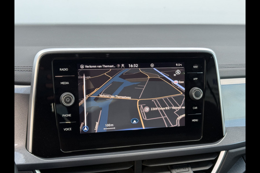 Volkswagen T-Roc 1.5 TSI Move | ACC | Camera | IQ Light | DAB+ | 18 inch