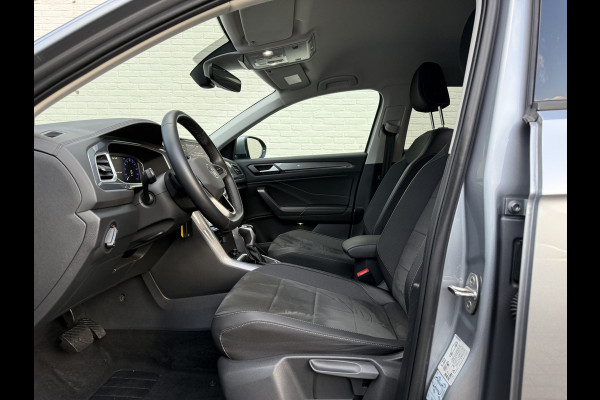 Volkswagen T-Roc 1.5 TSI Move | ACC | Camera | IQ Light | DAB+ | 18 inch