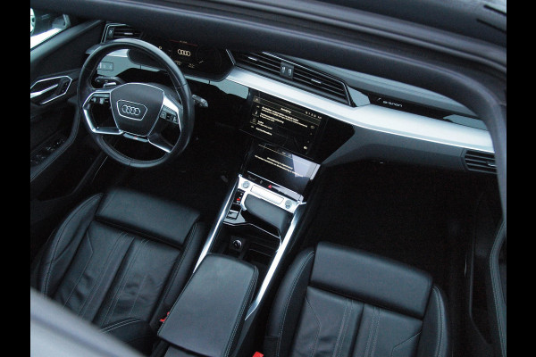 Audi e-tron 55 quattro S edition 95 kWh | SOH 93% | S-Line | Panoramadak | Bang & Olufsen | Camera | Trekhaak | Apple Carplay |