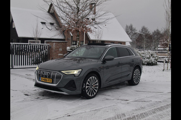 Audi e-tron 55 quattro S edition 95 kWh | SOH 93% | S-Line | Panoramadak | Bang & Olufsen | Camera | Trekhaak | Apple Carplay |