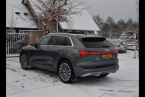 Audi e-tron 55 quattro S edition 95 kWh | SOH 93% | S-Line | Panoramadak | Bang & Olufsen | Camera | Trekhaak | Apple Carplay |