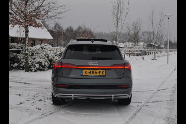 Audi e-tron 55 quattro S edition 95 kWh | SOH 93% | S-Line | Panoramadak | Bang & Olufsen | Camera | Trekhaak | Apple Carplay |