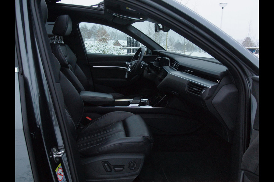 Audi e-tron 55 quattro S edition 95 kWh | SOH 93% | S-Line | Panoramadak | Bang & Olufsen | Camera | Trekhaak | Apple Carplay |