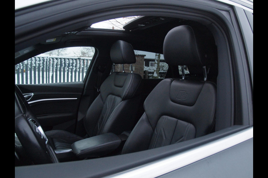 Audi e-tron 55 quattro S edition 95 kWh | SOH 93% | S-Line | Panoramadak | Bang & Olufsen | Camera | Trekhaak | Apple Carplay |