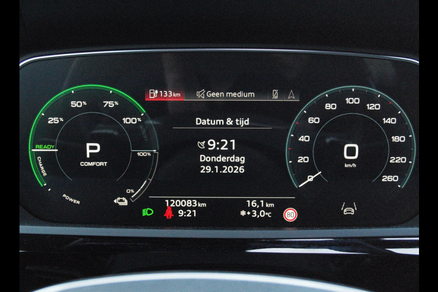 Audi e-tron 55 quattro S edition 95 kWh | SOH 93% | S-Line | Panoramadak | Bang & Olufsen | Camera | Trekhaak | Apple Carplay |