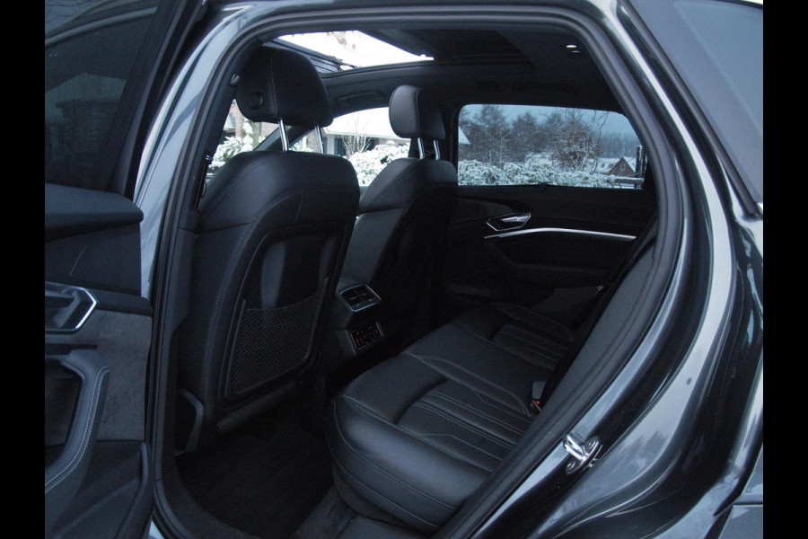 Audi e-tron 55 quattro S edition 95 kWh | SOH 93% | S-Line | Panoramadak | Bang & Olufsen | Camera | Trekhaak | Apple Carplay |
