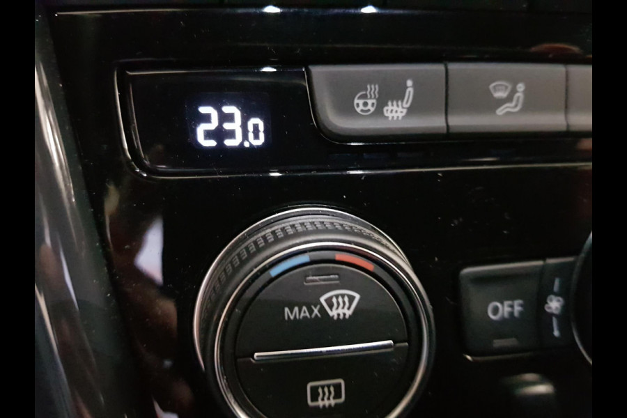 Volkswagen T-Roc 1.5 TSI 150pk DSG R-Line Sport | Navigatie | Virtual Cockpit | Climate Control | DAB | Electrische Achterklep | 18"LMV | Stoelverwarming