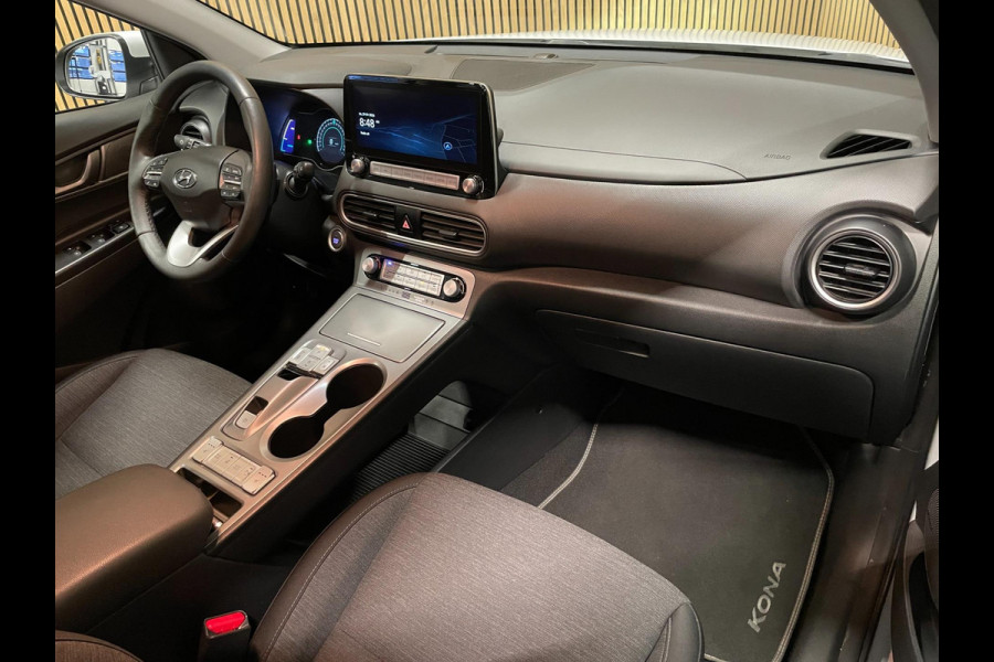 Hyundai Kona EV Fashion Design 39 kWh|100% SOH|CARPLAY|CAMERA|STOEL+STUURVERW|NAVIGATIE|KRELL|LANE-ASSIST|PDC-A|1e EIG|INCL.BTW|