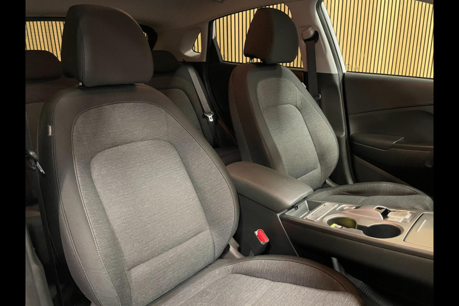 Hyundai Kona EV Fashion Design 39 kWh|100% SOH|CARPLAY|CAMERA|STOEL+STUURVERW|NAVIGATIE|KRELL|LANE-ASSIST|PDC-A|1e EIG|INCL.BTW|