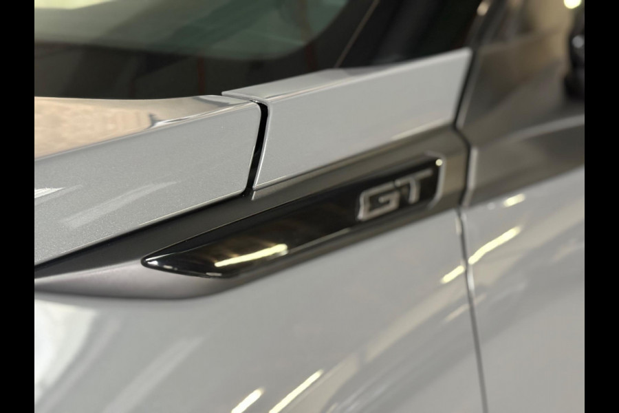 Peugeot 2008 1.2 PureTech GT Pack |Pano | 360 camera | cruise control