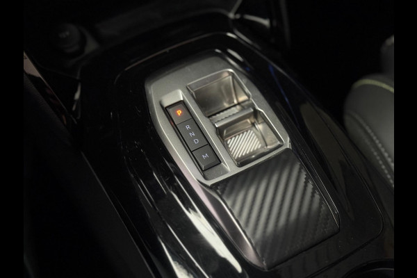 Peugeot 2008 1.2 PureTech GT Pack |Pano | 360 camera | cruise control