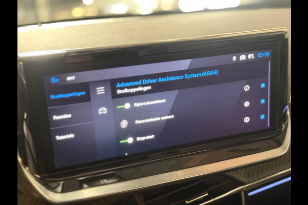 Peugeot 2008 1.2 PureTech GT Pack |Pano | 360 camera | cruise control