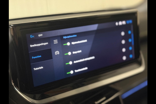 Peugeot 2008 1.2 PureTech GT Pack |Pano | 360 camera | cruise control