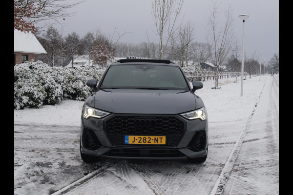 Audi Q3 Sportback 35 TFSI S Edition | 2x S-Line | Panoramadak | NL-Auto | Apple Carplay | Parkeersensoren |