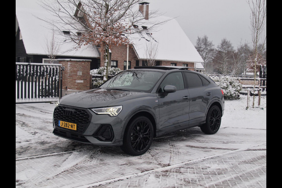 Audi Q3 Sportback 35 TFSI S Edition | 2x S-Line | Panoramadak | NL-Auto | Apple Carplay | Parkeersensoren |