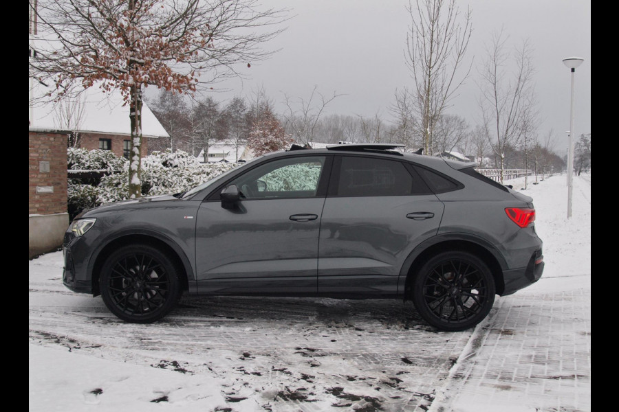 Audi Q3 Sportback 35 TFSI S Edition | 2x S-Line | Panoramadak | NL-Auto | Apple Carplay | Parkeersensoren |