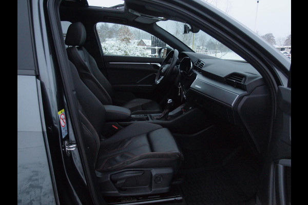 Audi Q3 Sportback 35 TFSI S Edition | 2x S-Line | Panoramadak | NL-Auto | Apple Carplay | Parkeersensoren |