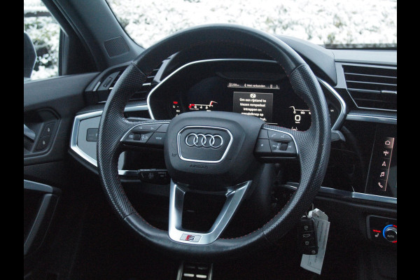 Audi Q3 Sportback 35 TFSI S Edition | 2x S-Line | Panoramadak | NL-Auto | Apple Carplay | Parkeersensoren |