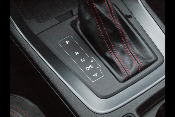 Audi Q3 Sportback 35 TFSI S Edition | 2x S-Line | Panoramadak | NL-Auto | Apple Carplay | Parkeersensoren |