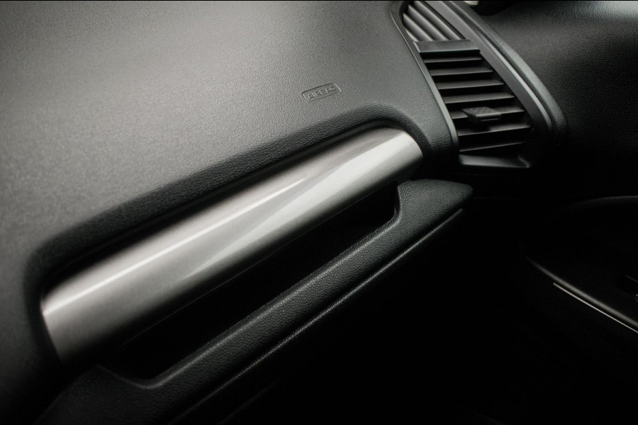 Ford EcoSport 1.0 EcoBoost 125PK Trend Ultimate ORG NL [ Carplay Camera Trekhaak-Afneembaar ]